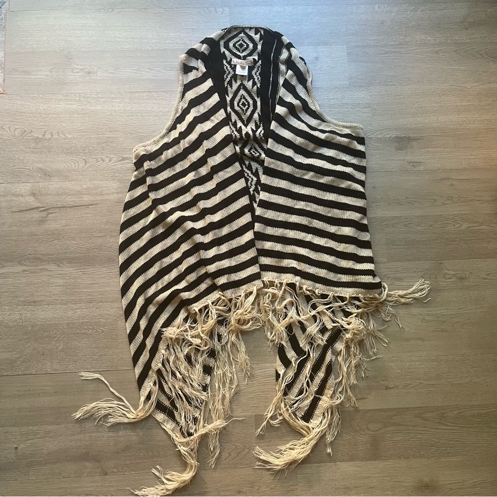 It’s Our Time Boho Tassled duster vest (L)